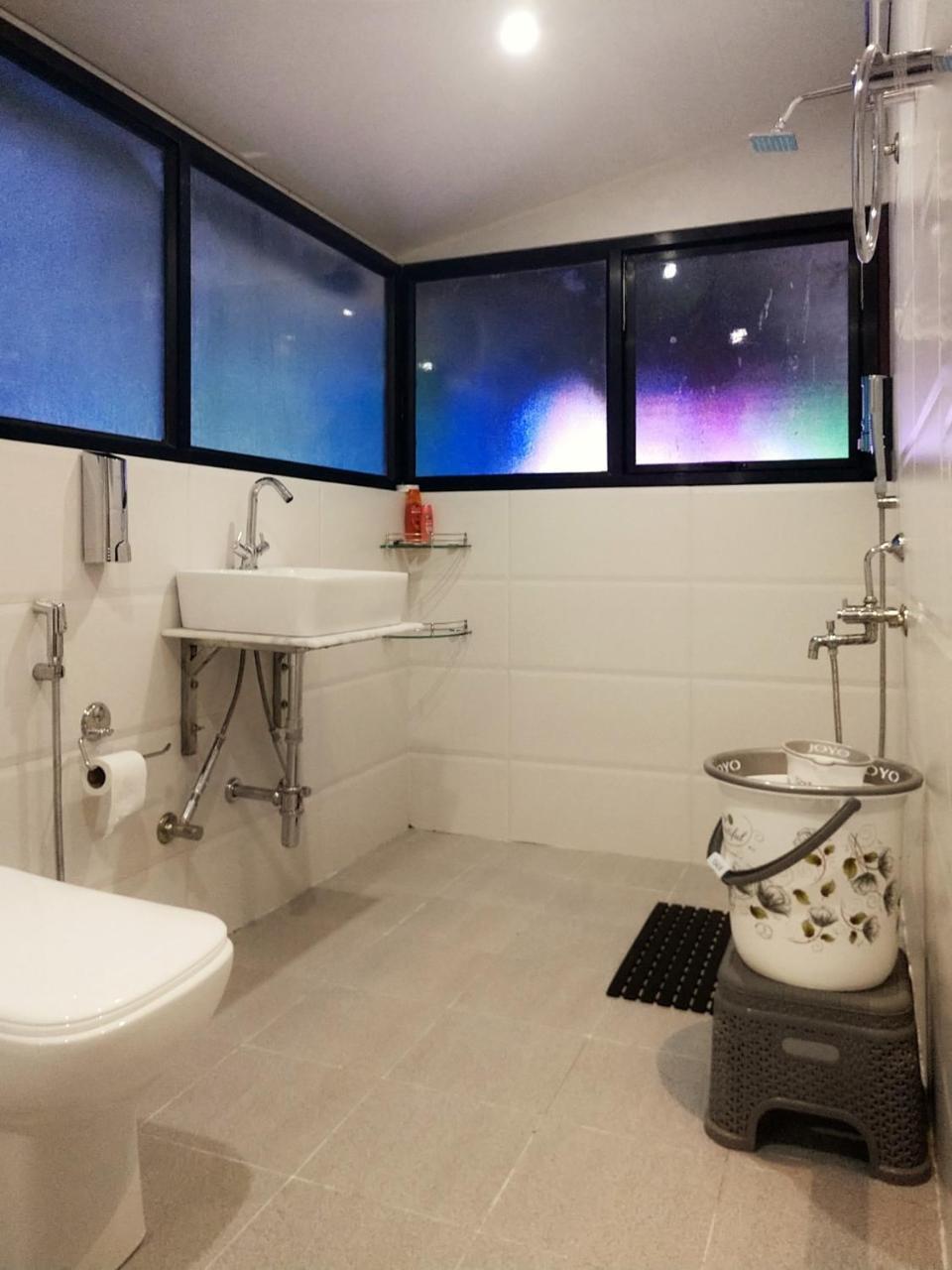 Rockski Boutique Bed & Breakfast Шилонг Екстериор снимка