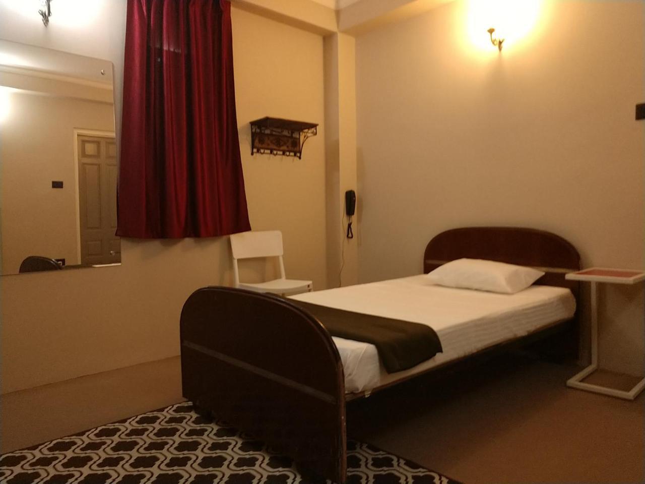 Rockski Boutique Bed & Breakfast Шилонг Екстериор снимка